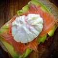 El cooksnap de Albert Aragon cuando hizo Tosta de aguacate con salmón y huevo frito.