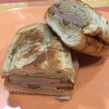 Fancsaliné Hegedüs Dóra Cooksnap-ja, amikor elkészítette a(z) Cubano szendvics fitt version Szafis baguettben elájulsz tőle receptet.
