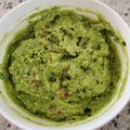 curtpike's cooksnap of when they made Best guacamole ever! Super easy.