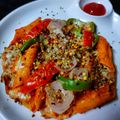 Meenakshi Verma( Home Chef) का कुकस्नैप जब उन्होंने वेज चीजी पिज़्ज़ा(veg cheese pizza recipe in hindi) बनाया था।