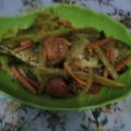 Cooksnap dari Yuni Pinasti untuk resep Pesmol kembung dengan acar wortel dan timun
