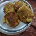 Madhuri Tyagi 's cooksnap of when they made Aloo tikki.