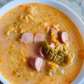 Mónika Gyurászné Cooksnap-ja, amikor elkészítette a(z) Villámgyors frankfurti leves kelkáposztából receptet.