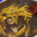 賴小孟 的 金針香菇排骨湯（電鍋料理） cooksnap