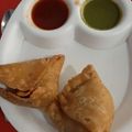 Ami Lakhani का कुकस्नैप जब उन्होंने समोसे (Samose recipe in hindi) बनाया था।