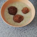 Bence Juhász Cooksnap-ja, amikor elkészítette a(z) Cukkinifőzelék receptet.