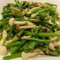紀小慧 的 龍鬚菜炒鮮菇 cooksnap