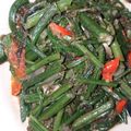 Cooksnap dari Wiwid Gucci untuk resep Tumis Sayur Pakis Terasi