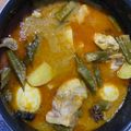 Cooksnap Rafiah Roslant semasa beliau membuat Kari ayam.