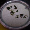 Rekha का कुकस्नैप जब उन्होंने पीनट चटनी (मूंगफली चटनी) (Peanut chutney recipe in hindi) बनाया था।