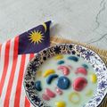 Cooksnap Norbaiti Modtrifi semasa beliau membuat Wadai kepeng Merdeka.