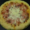 Cooksnap dari echyvedder untuk resep Pizza teflon empuk