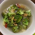 Cooksnap dari Aulia Deviana untuk resep Ca Brokoli Jamur Kancing