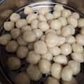 Cooksnap dari HABIBAH CHINTYA untuk resep Cilok Bumbu Kacang (tetap kenyal meski sudah dingin)