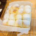 すじっこNs's cooksnap of when they made ふんわ～り＊理想のミルクちぎりパン.