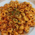 El cooksnap de Cocina con Albóndiga cuando hizo Tortellini de carne en salsa de tomate.