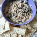 Chef Mommy Nessa's cooksnap of when they made Cheesy Spinach Dip in a Pumpernickel Bread Bowl.