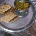 Kangana pandy का कुकस्नैप जब उन्होंने शिमला मिर्च आलू की सब्जी(shimla mirch aloo ki sabzi recipe in hindi) बनाया था।