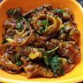 Shubhi Rastogi का कुकस्नैप जब उन्होंने करेले और प्याज की सब्जी (Kerele aur Pyaz ki sabzi recipe in hindi) बनाया था।