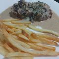 El cooksnap de sabrina Maciel cuando hizo Lomo o cuadril en salsa de champiñones con papas rústicas.