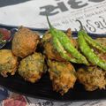 Smruti Rana's cooksnap of when they made Methi na gota / Methi pakoda.