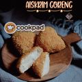 Cooksnap Aznie Khasri semasa beliau membuat Ice cream goreng.