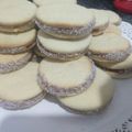 El cooksnap de Cami Harriague cuando hizo Alfajores de maicena.