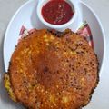 Harsha Solanki का कुकस्नैप जब उन्होंने सूजी कॉर्न हांडवो (Suji Corn Handvo recipe in Hindi) बनाया था।