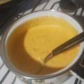 El cooksnap de angeles cuando hizo Salsa Cheddar.