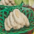 Cooksnap dari ike octamila untuk resep Kue Bagea Kenari (kue sagu)