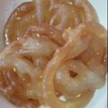 Nishi Jain का कुकस्नैप जब उन्होंने जलेबी(jalebi recipe in hindi) बनाया था।