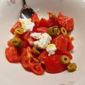 Cooksnap από Δέσποινα Καρπούζα στη συνταγή Σαλάτα ντομάτα με κάπαρη και φέτα