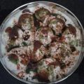 Meena Mathur का कुकस्नैप जब उन्होंने दही वड़ा चाट (dahi vada chaat recipe in hindi) बनाया था।