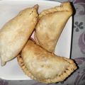 Komal Arora का कुकस्नैप जब उन्होंने गुजिया (gujiya recipe in hindi) बनाया था।