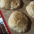 El cooksnap de Aguilera D. cuando hizo Pan amasado cebolla y orégano 🌿🍞🌰.