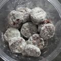 Cooksnap shafini al-lail mohd bakar semasa beliau membuat Biskut Nestum Susu Crunchy.