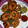 Sujatamani Sarkar's cooksnap of when they made মেদু বড়া (Medu vada recipe in Bengali).