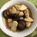 阿孟 的 綠竹筍香菇土雞湯(簡單料理) cooksnap