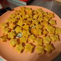 歡樂大麻 的 三種材料「星星地瓜餅乾」酥脆好吃！！ cooksnap
