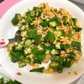 Shao-mei Huang 的 秋葵炒蛋（方便素）（家常菜）（簡單料理）（一鍋到底料理） cooksnap