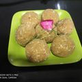 Ila Naik's cooksnap of when they made ચૂરમાના લાડુ(chrma ladu in Gujarati).