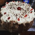 El cooksnap de evelyn cuando hizo Torta selva negra.