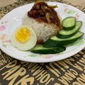 Cooksnap ali zuraina semasa beliau membuat Black Nasi Lemak.