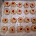 Cooksnap dari Salwa Daffa untuk resep Kue kering keju strawberry