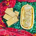 Madhu Jain का कुकस्नैप जब उन्होंने गुड़ तिल गजक (gur til gajak recipe in Hindi) बनाया था।