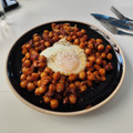 El cooksnap de Pablo González González cuando hizo Sartén de garbanzos con tomate y huevos (receta de aprovechamiento).