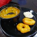 Monika's Dabha's cooksnap of when they made Medu vada with coconut chutney.