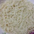 صورة من طـبخآت يآسـمـين🌹🌷، شاركها بعد تجربة وصفة اندومي بالخضار🍲