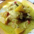 Cooksnap mamy_kitchen89 semasa beliau membuat Masak Lemak Kuning Ayam bersama Nenas.