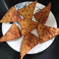 Falguni Shah का कुकस्नैप जब उन्होंने फरशी पूरी(Farsi puri recipe in Hindi) बनाया था।